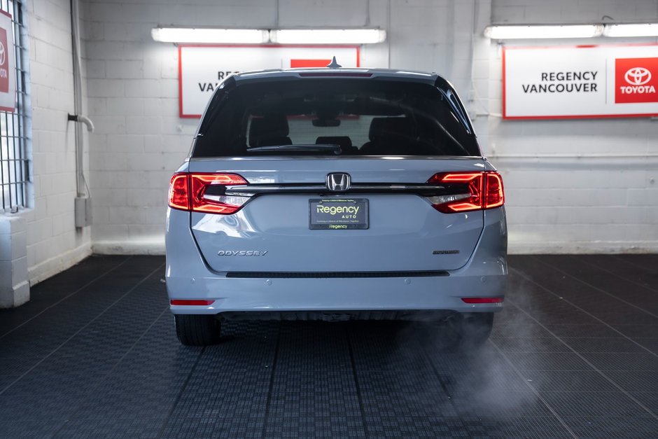 2024 Honda Odyssey Touring-13