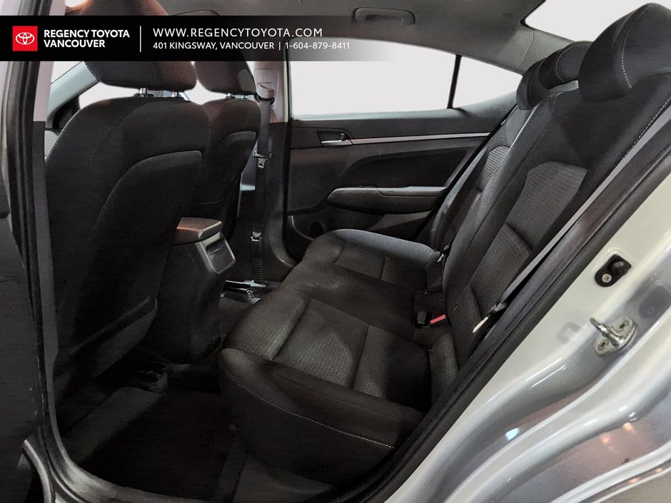 2017 Hyundai ElantraLimited GL-17