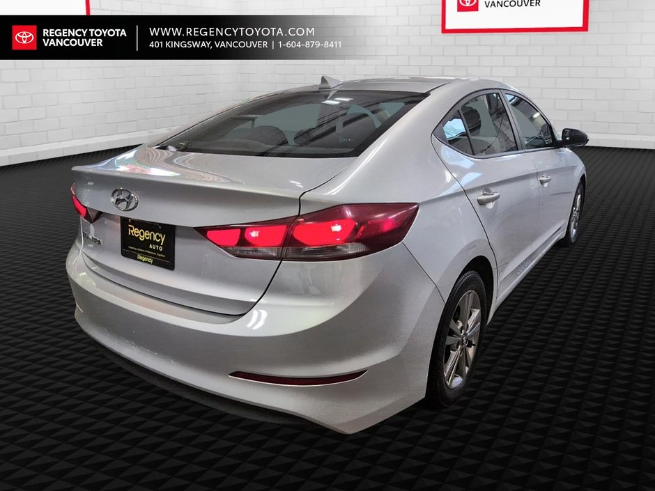 2017 Hyundai ElantraLimited GL-8