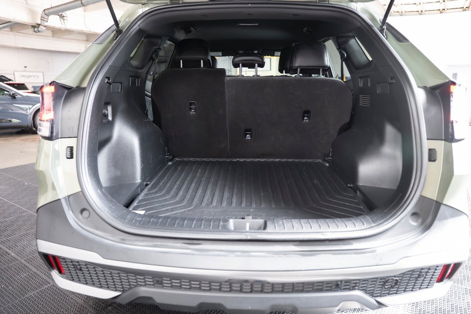 2023 Kia Sportage LX-16