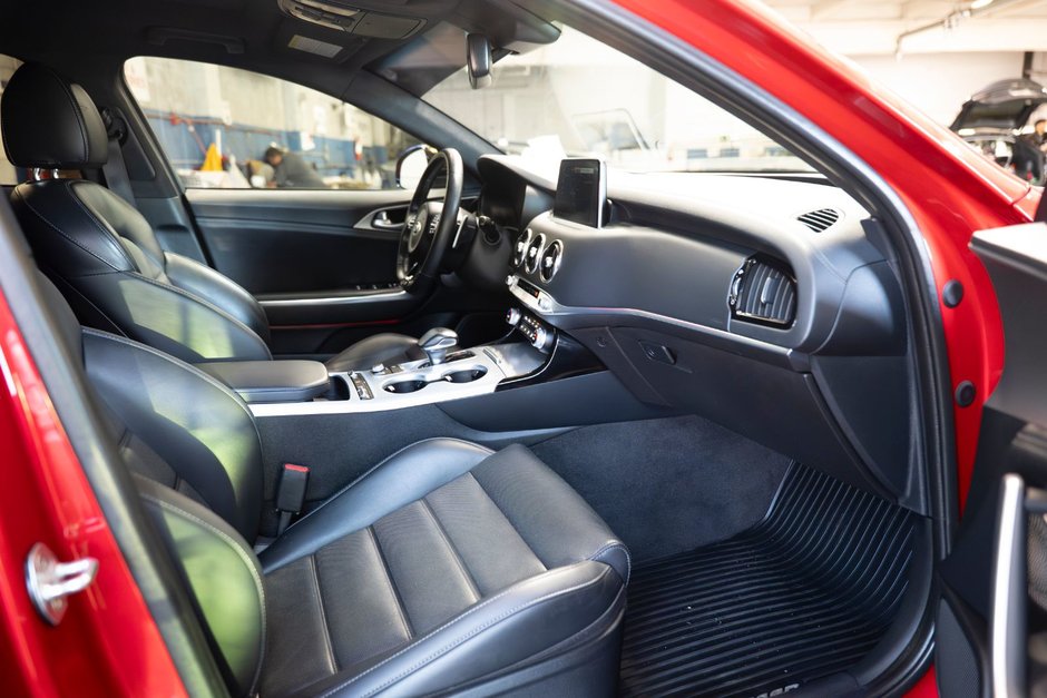 2019 Kia Stinger GT2-19