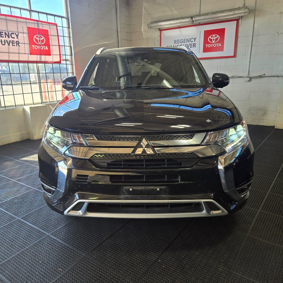 2022 Mitsubishi Outlander SEL PHEV-2