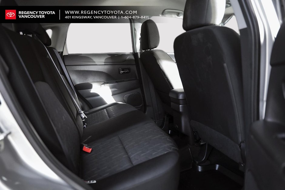 2024 Mitsubishi RVR SE-18