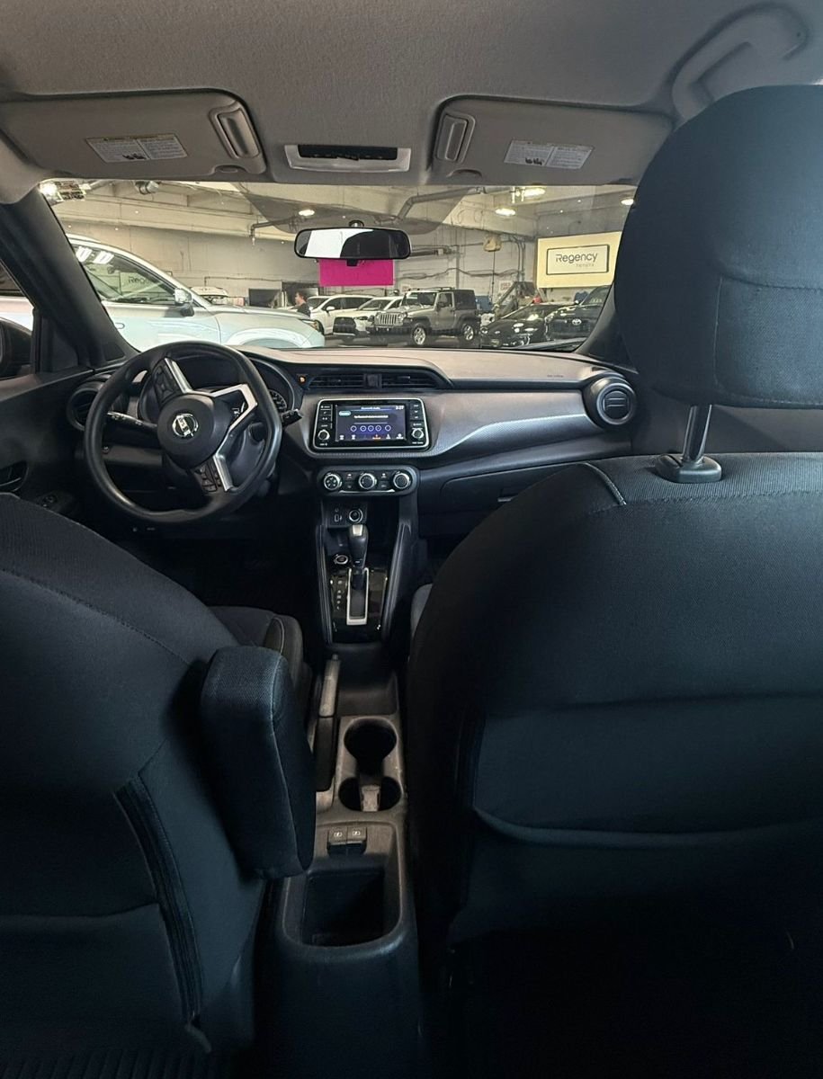 2019 Nissan Kicks S-2