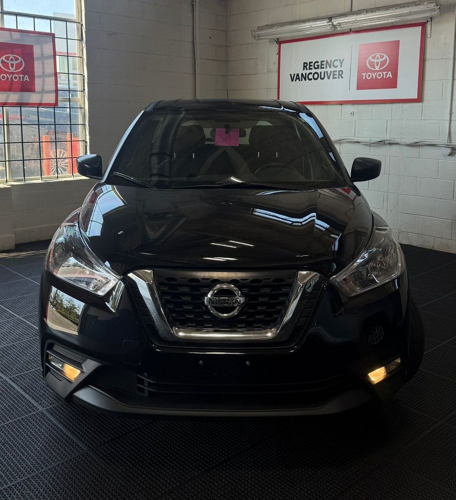 2019 Nissan Kicks S-1