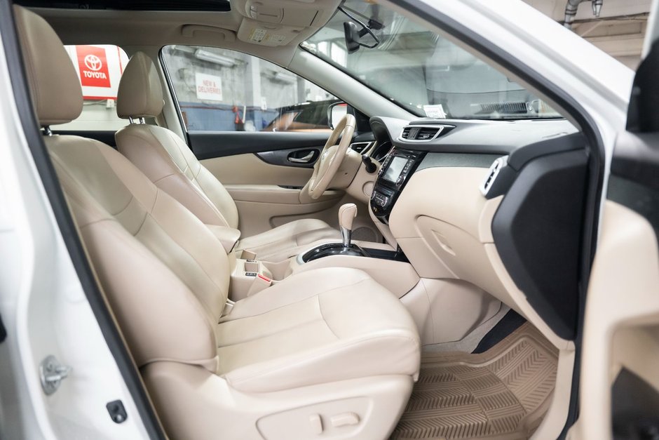 2015 Nissan Rogue S-15