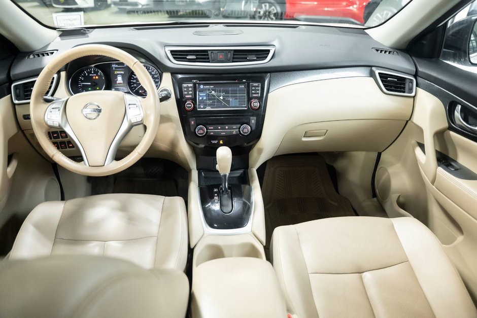 2015 Nissan Rogue S-12