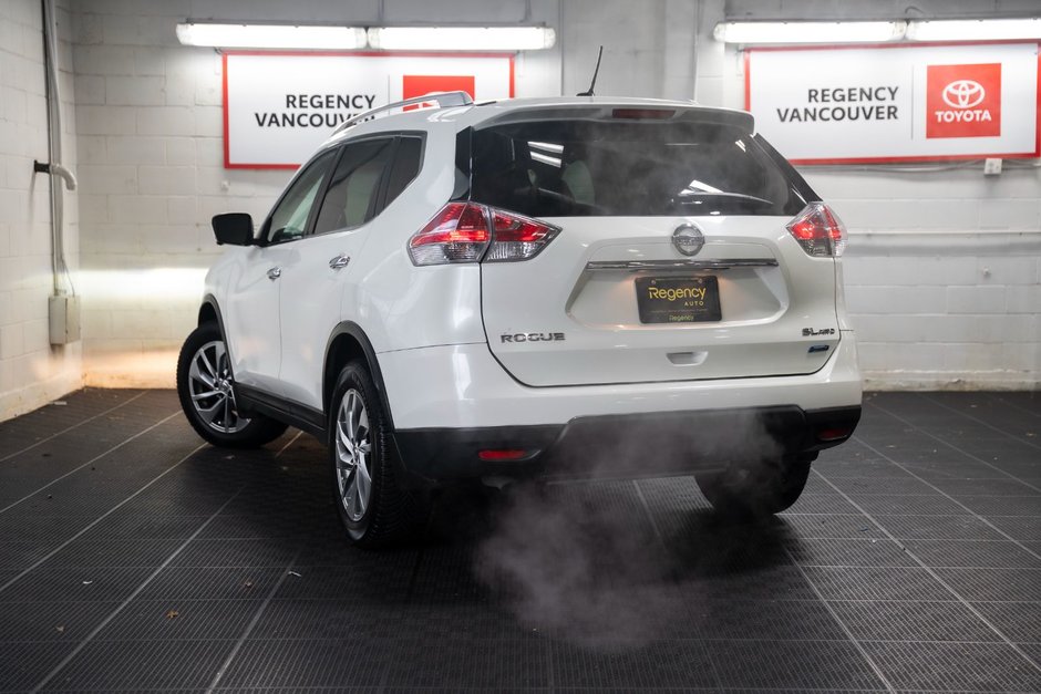 2015 Nissan Rogue S-7