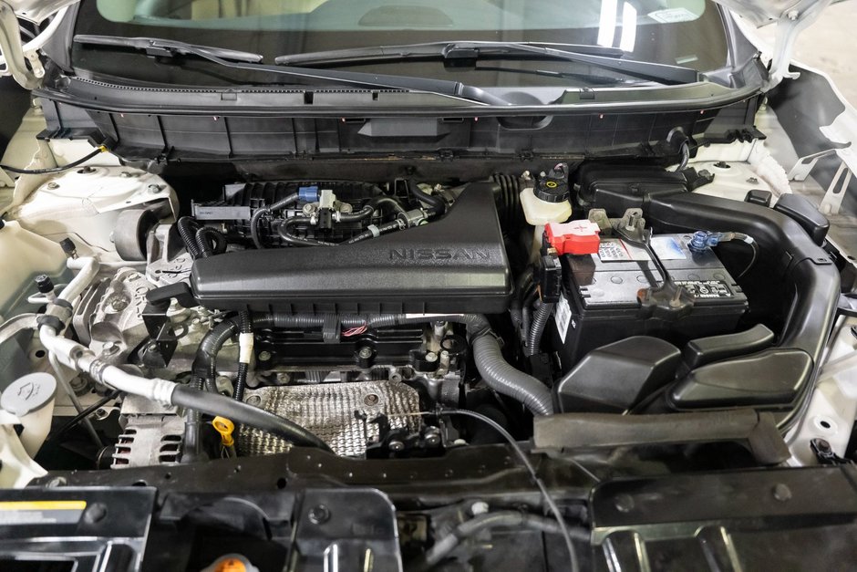 2015 Nissan Rogue S-8