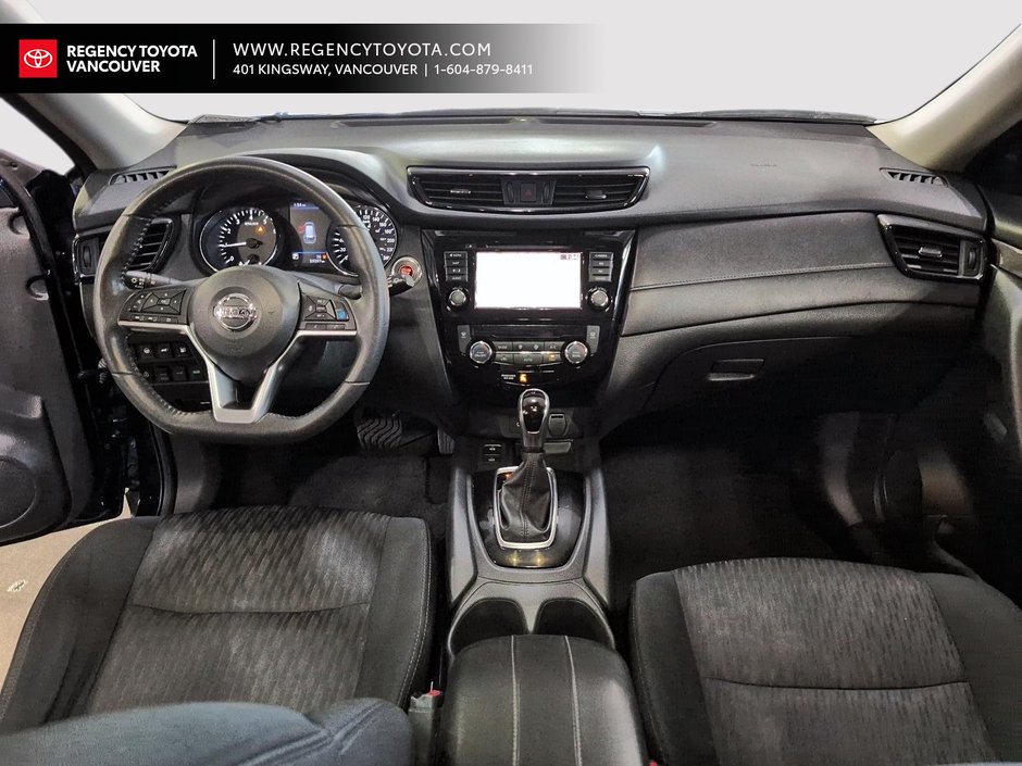 2019 Nissan Rogue S-18