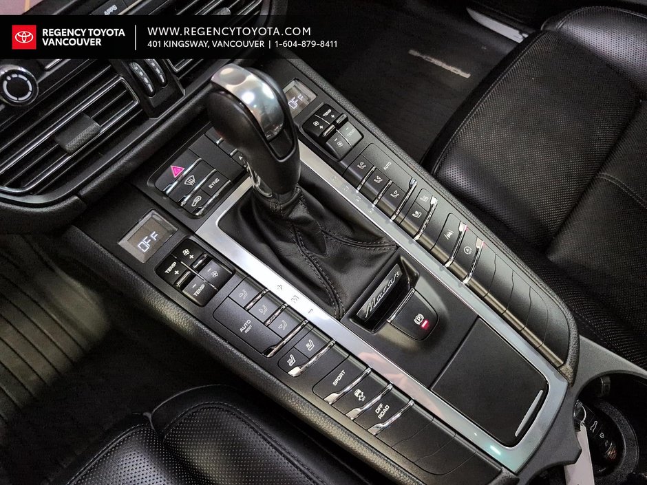 2019 Porsche MacanS S-16