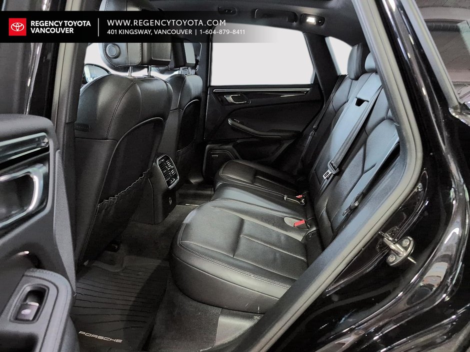 2019 Porsche MacanS S-19