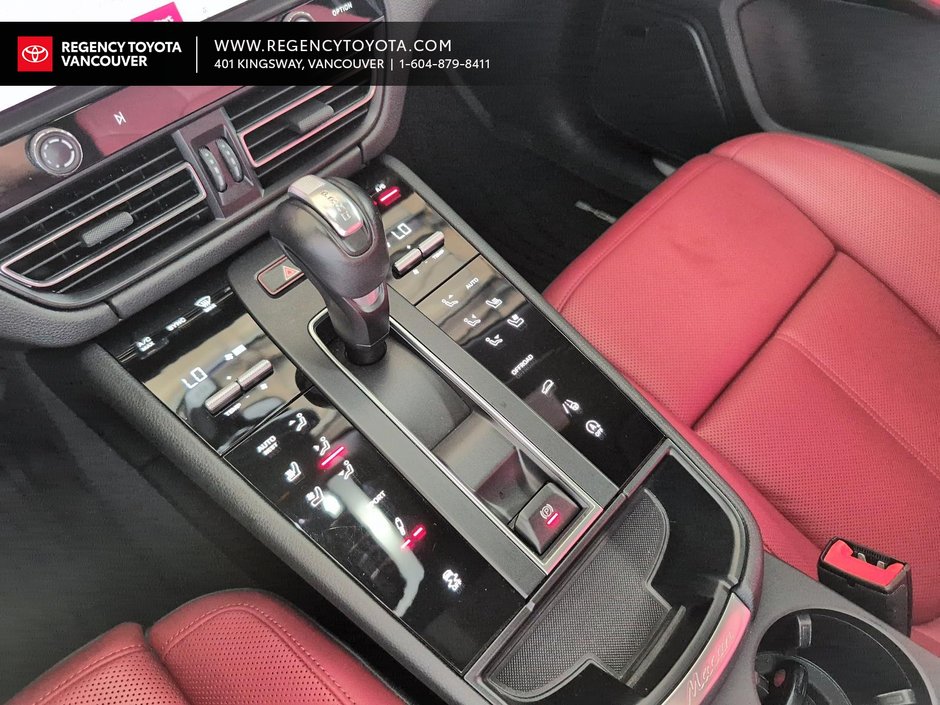 2023 Porsche MacanS S-17