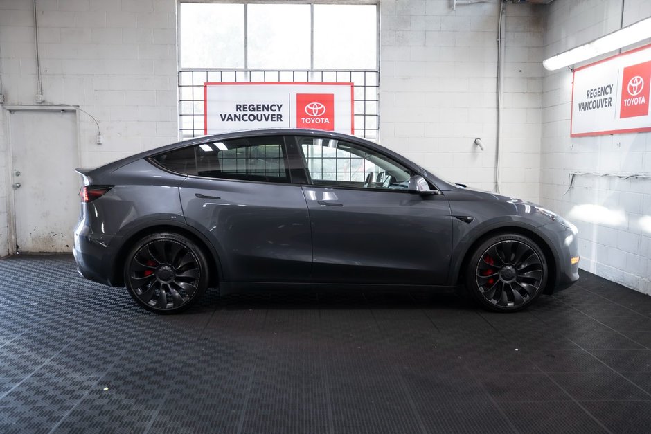 2022 Tesla Model Y PERFORMANCE-15
