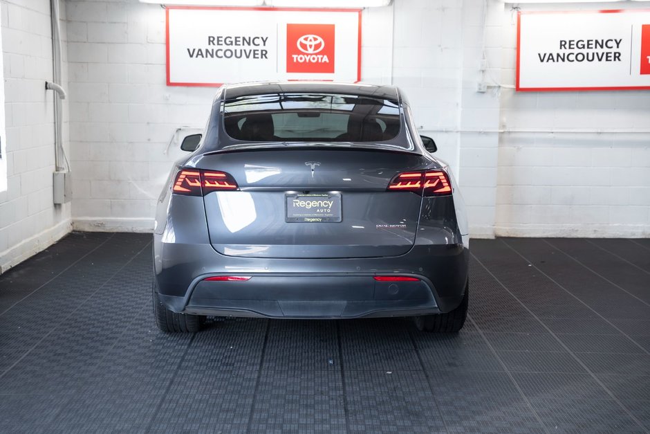 2022 Tesla Model Y PERFORMANCE-12