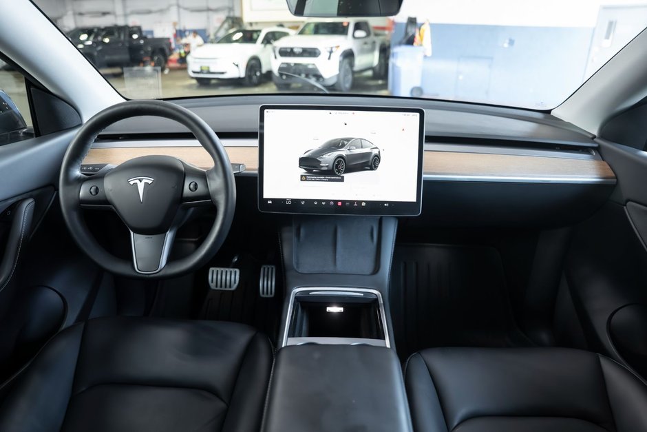 2022 Tesla Model Y PERFORMANCE-4