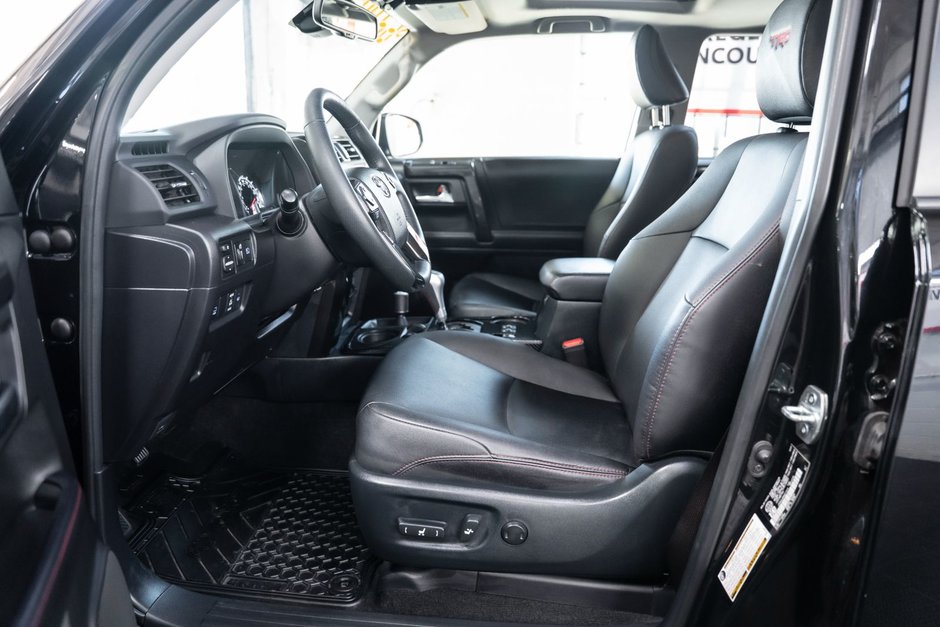 2022 Toyota 4Runner TRD-OFFROAD-8