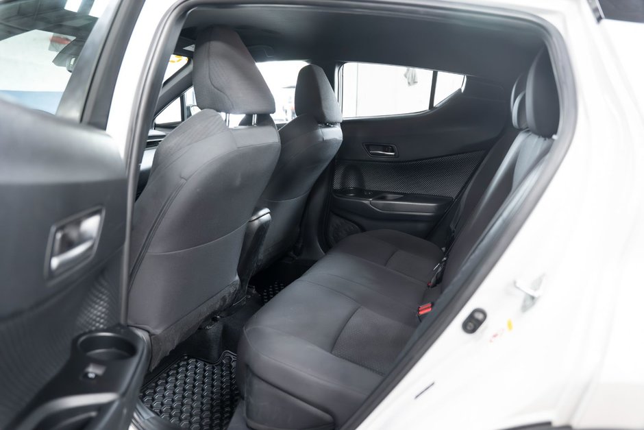 2018 Toyota C-HR XLE-8