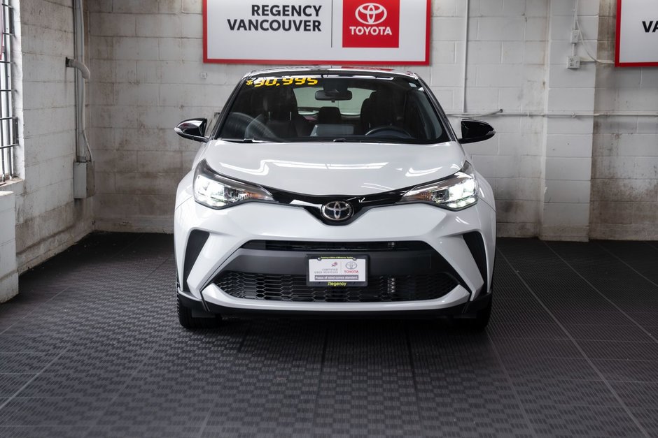 2022 Toyota C-HR XLE PREMIUM-1