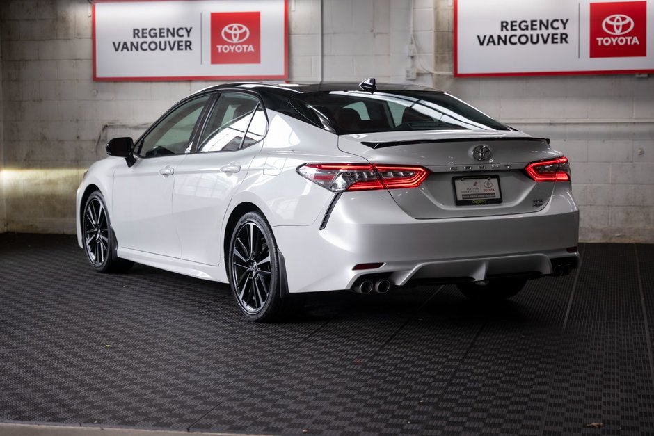 2020 Toyota Camry XSE-11