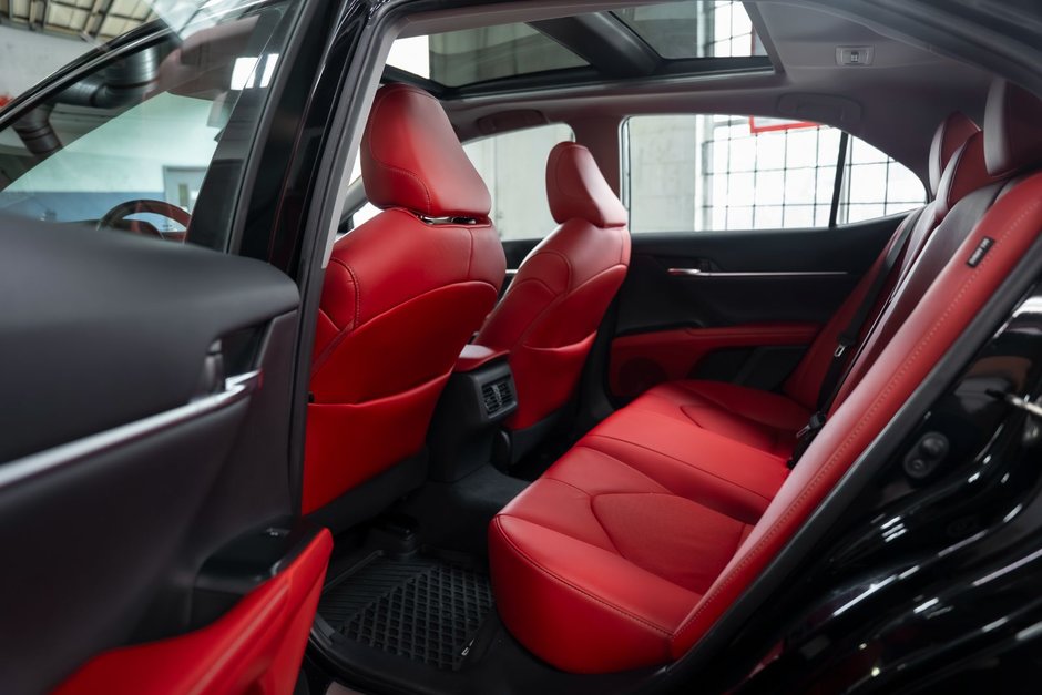 2020 Toyota Camry XSE-7
