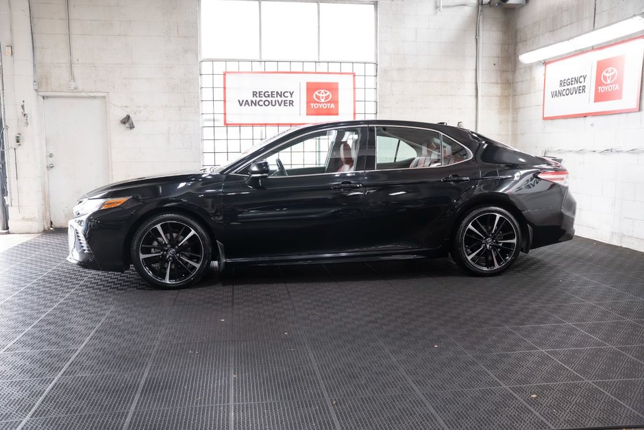 2020 Toyota Camry XSE-8
