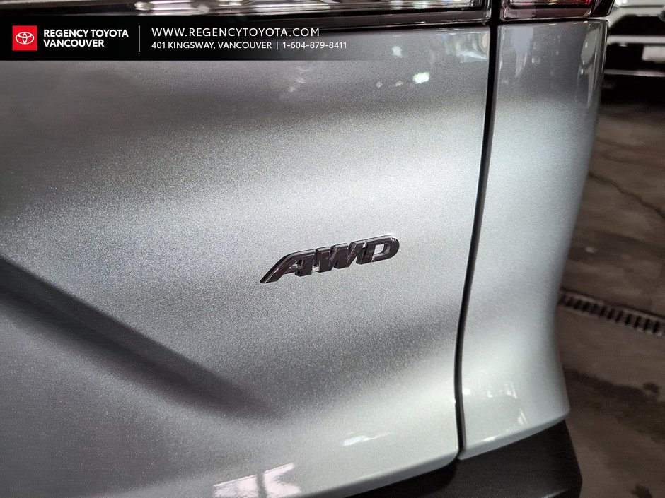 2025 Toyota Corolla Cross L AWD AAABGC-5