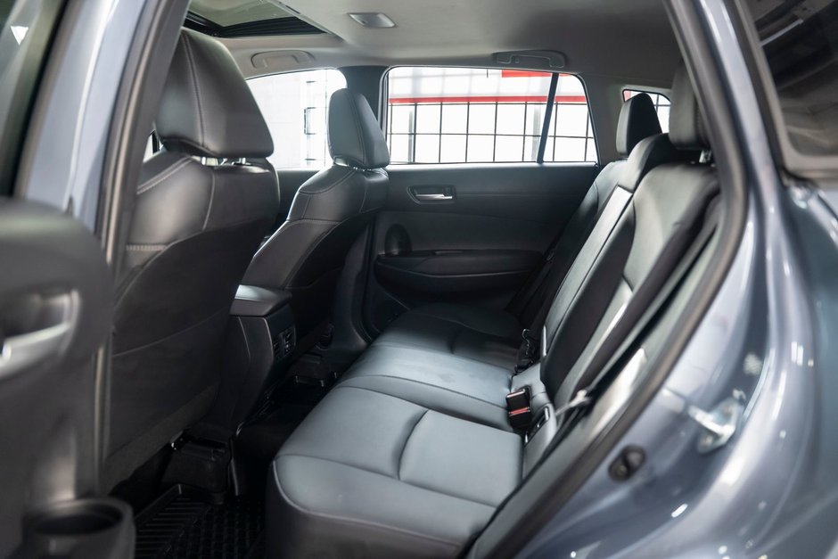 2023 Toyota Corolla Cross XLE AWD XLE-7