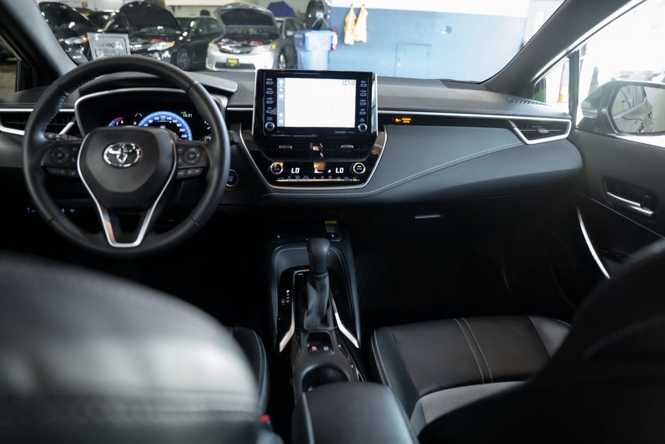 2021 Toyota Corolla HATCHBACK SE-3
