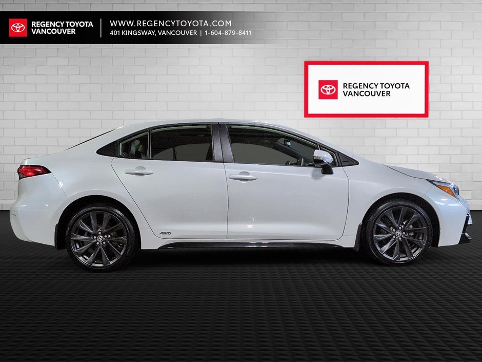 2023 Toyota Corolla Hybrid XSE-8