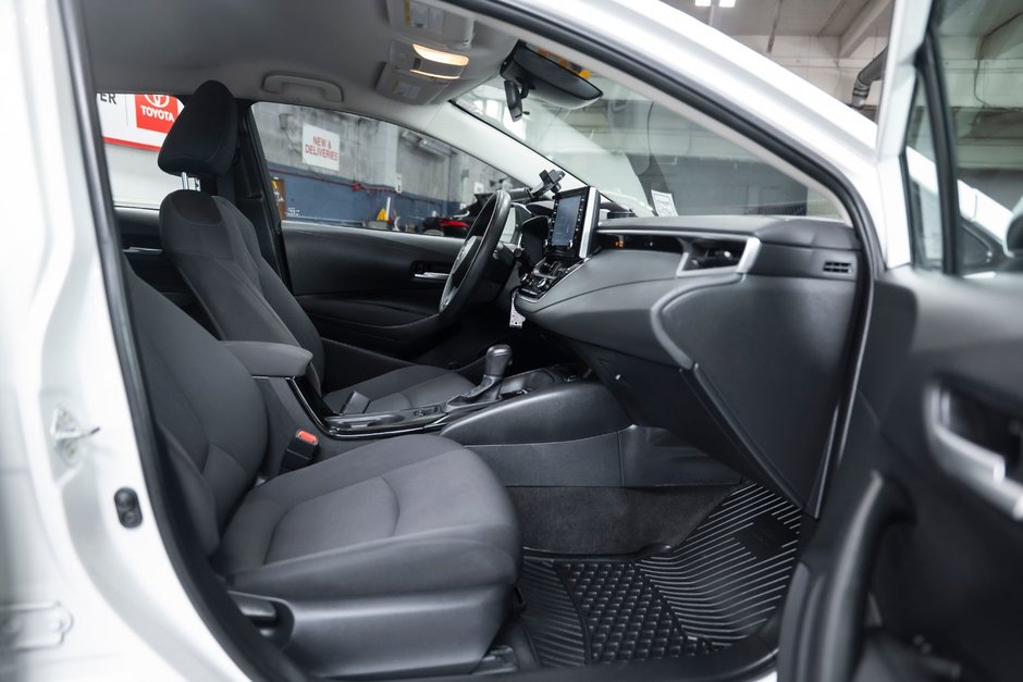 2021 Toyota COROLLA LE CVT LE-15