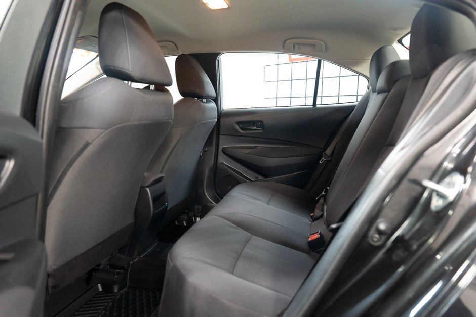 2022 Toyota Corolla LE CVT-16