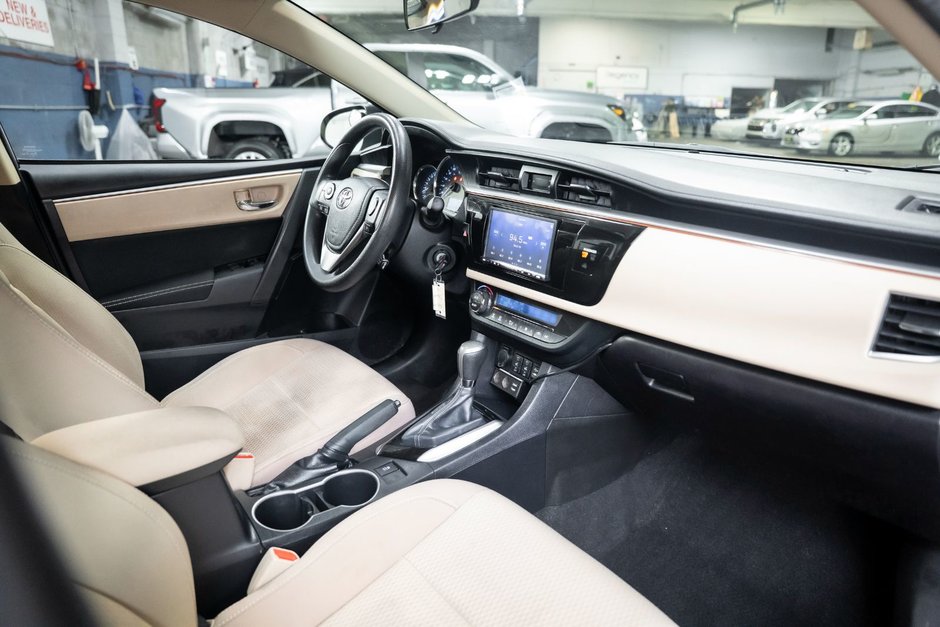 2014 Toyota Corolla-17