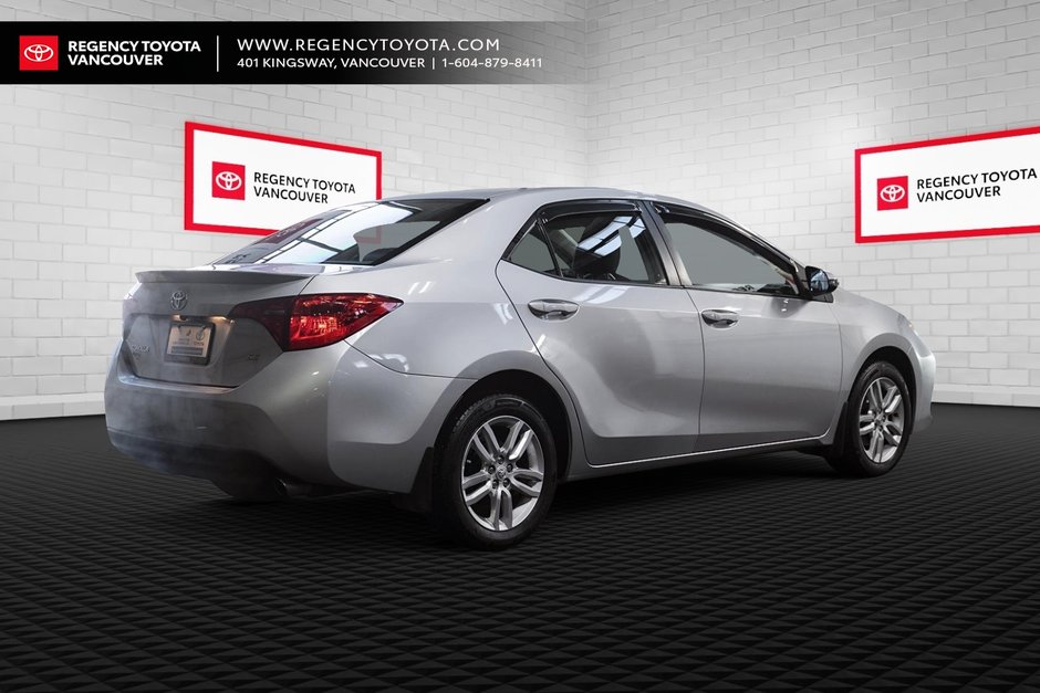 2018 Toyota Corolla-17