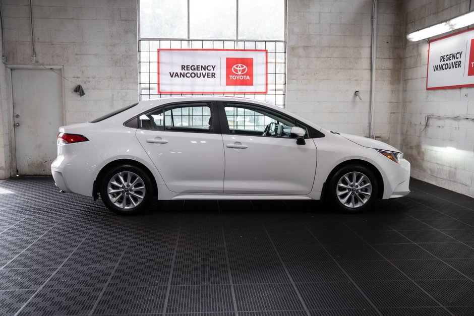 2021 Toyota Corolla LE UPGRADE PACKAGE-15