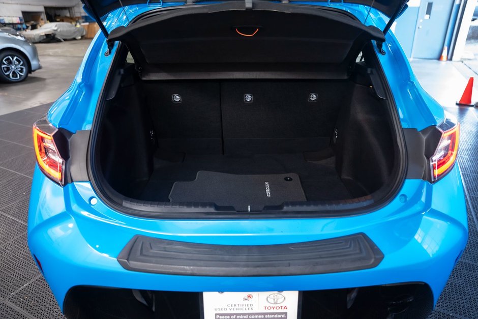2022 Toyota Corolla HATCBACK-13