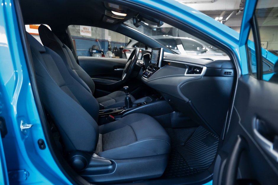 2022 Toyota Corolla HATCBACK-18