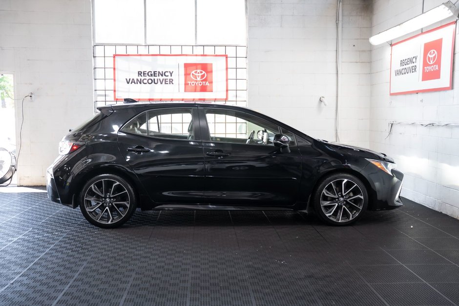2019 Toyota Corolla SE HATCHBACK-15