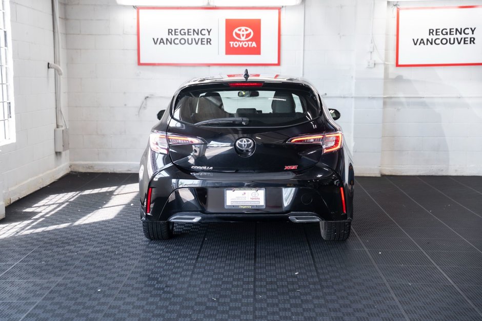 2019 Toyota Corolla SE HATCHBACK-12