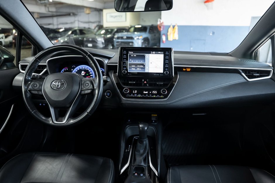 2019 Toyota Corolla SE HATCHBACK-3