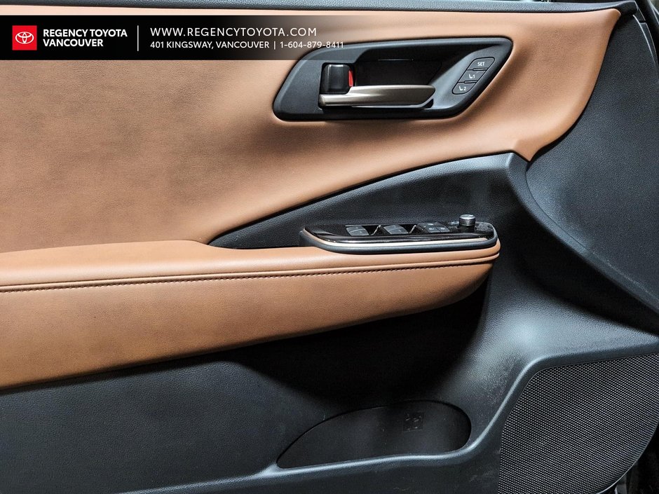 2025 Toyota Crown Signia Limited Limited-10