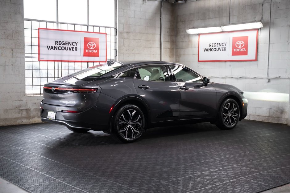 2024 Toyota CROWN Limited-14
