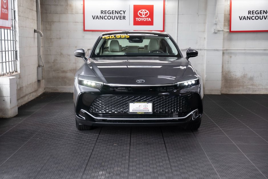 2024 Toyota CROWN Limited-1