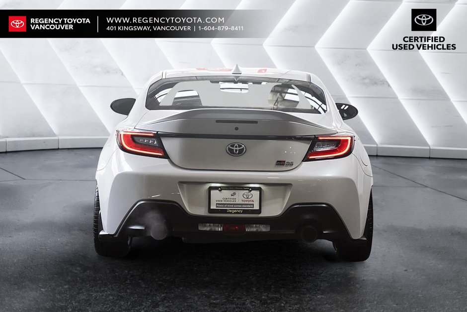 2024 Toyota GR86 Premium-2