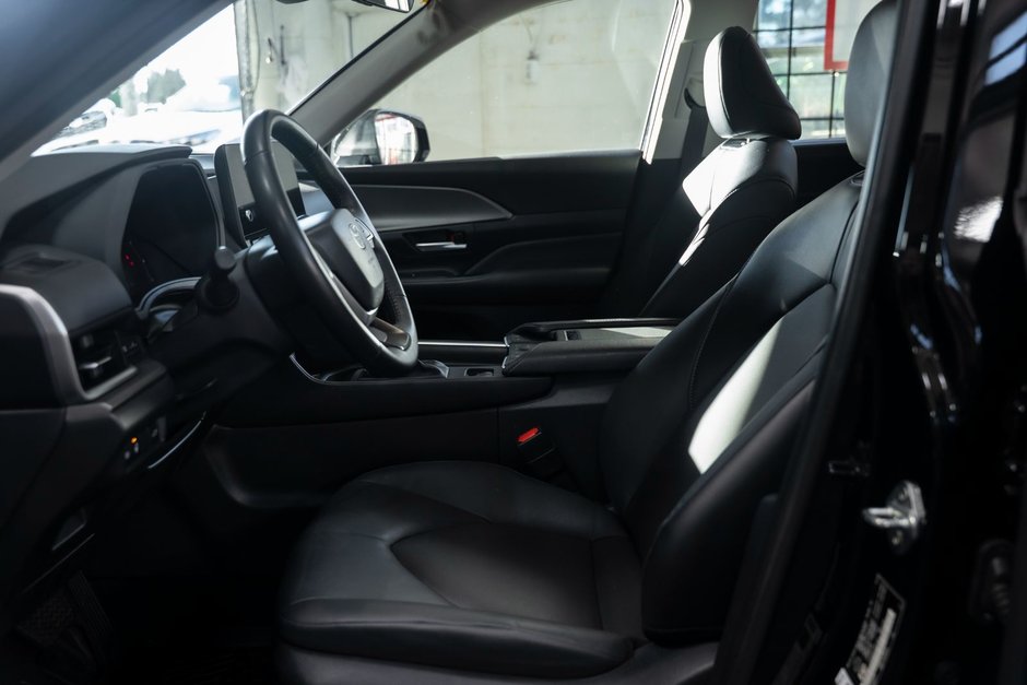 2024 Toyota Grand Highlander XLE AWD GGHABA-11