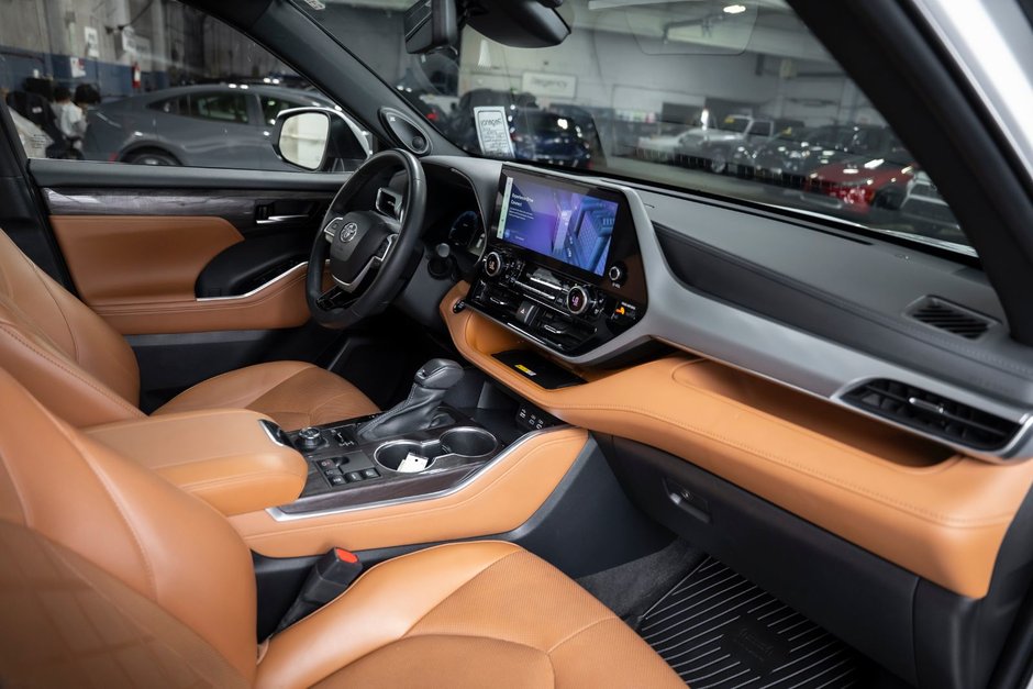 2023 Toyota Highlander PLATNIUM-16