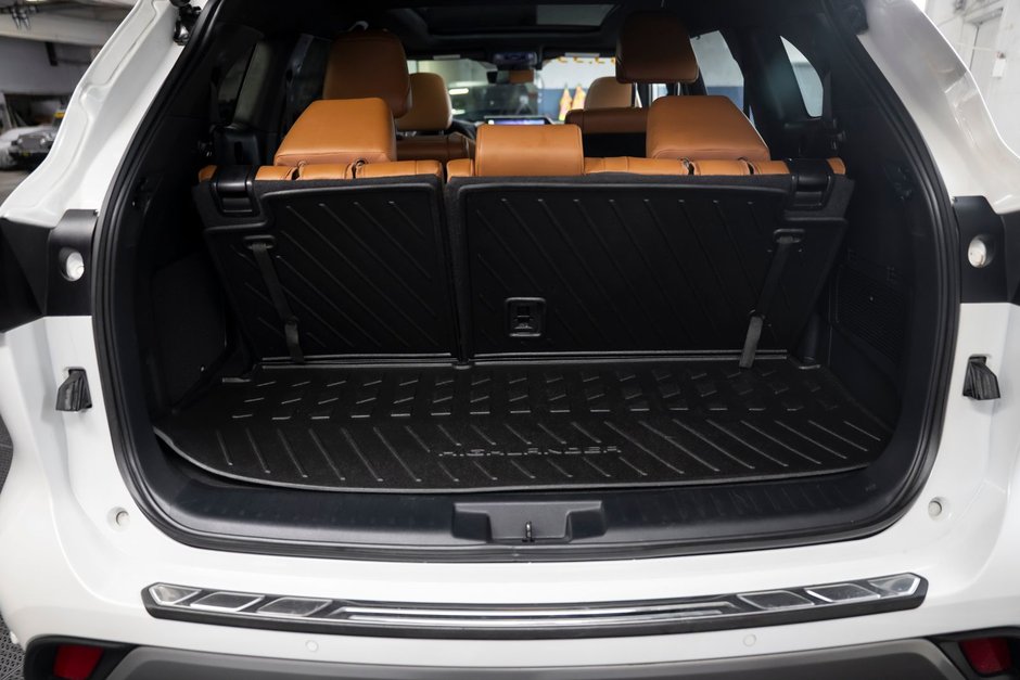 2023 Toyota Highlander PLATNIUM-13