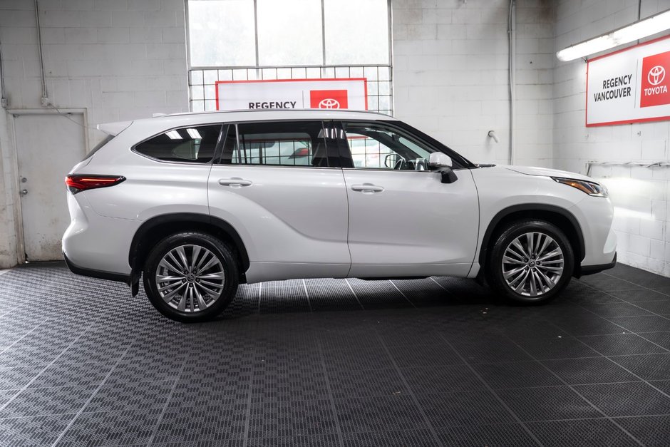 2023 Toyota Highlander PLATNIUM-15