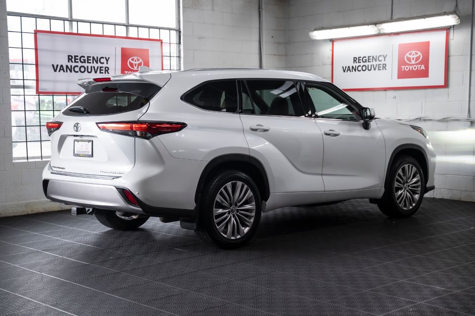 2023 Toyota Highlander PLATNIUM-14