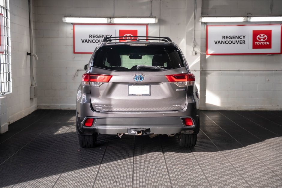 2018 Toyota Highlander Hybrid Limited-12
